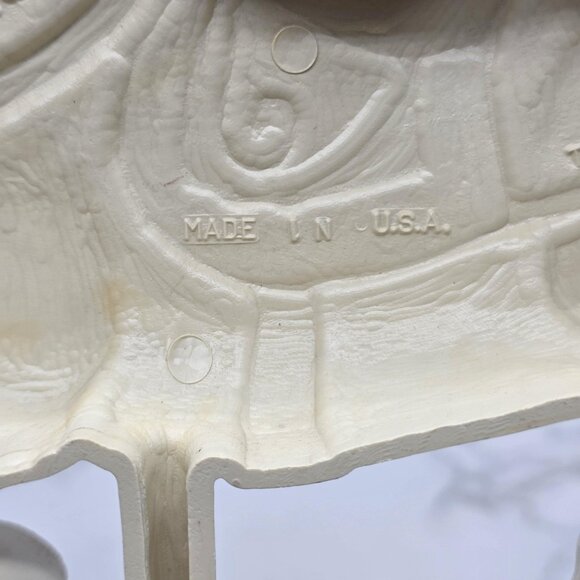 Vintage 1981 Burwood Carousel Horses Wall Hanging Blue Pink Plastic Made in USA - Picture 5 of 8